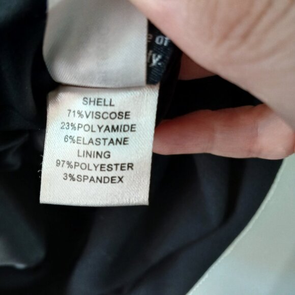 Diane Von Furstenberg Women's Sleeveless Black Dress with Ruching Size 6 V-Back - Picture 11 of 15